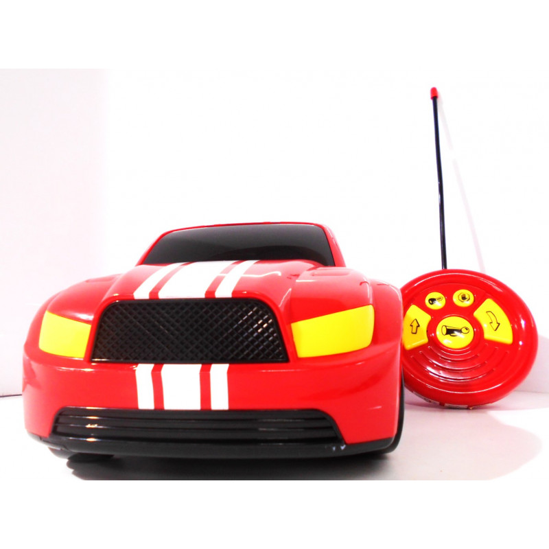 Voiture télécommandée