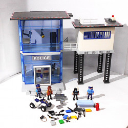 Playmobil City Action Poste de police et cambrioleur