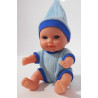 Poupée bébé en pyjama bleu