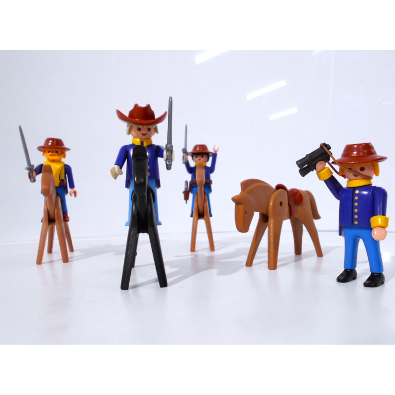 Création La remise enjouée - Playmobil - Cavalerie