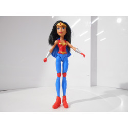 Poupée mannequin Wonder woman - Mattel - DC Comics