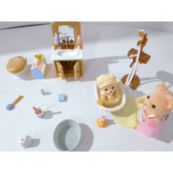 Set de salle de bain - Le bain de bébé ours - Sylvanian Families - Création La remise enjouée