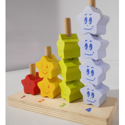 Jeu à empiler en bois