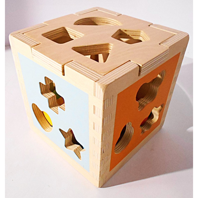 Cube d'activités d'éveil en bois