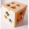 Cube d'activités d'éveil en bois