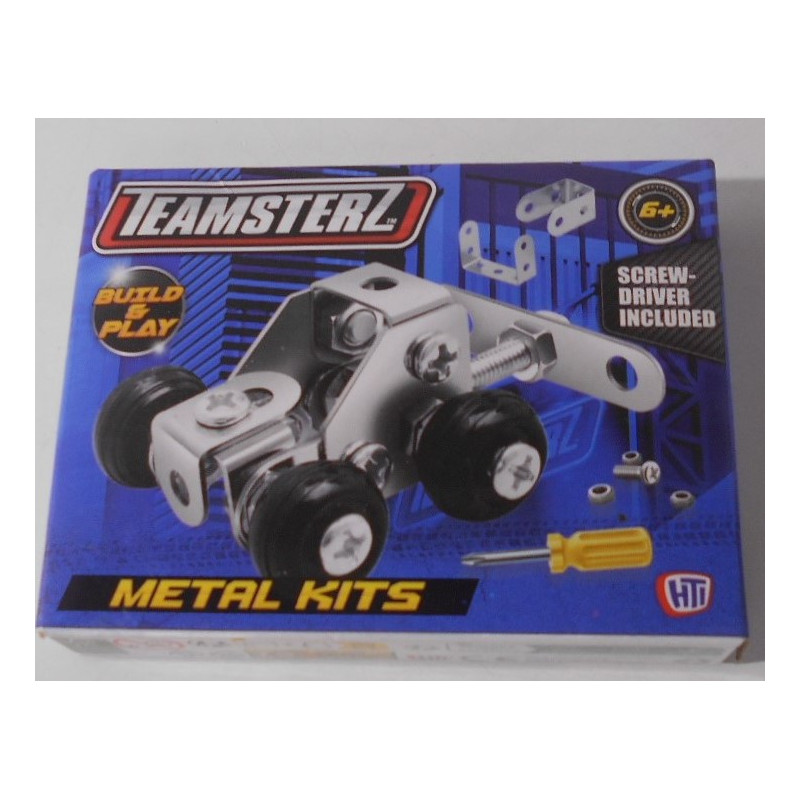 voiture à construire en métal