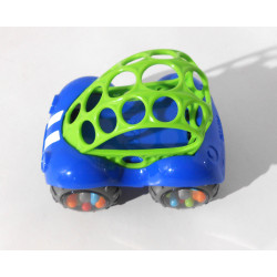 Voiture rattle & roll- Oball