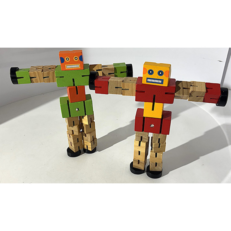 Robots en bois articulés