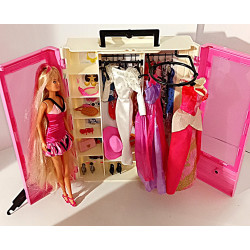 Le dressing de rêve de Barbie - Mattel