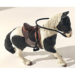Figurine  Poney avec selle...