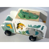 Camion d'encastrement Jungle en bois.