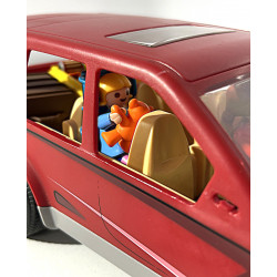Famille en voiture Playmobil  création LRE