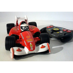 Mini Voiture Ferrari F1 radiocommandé - Chicco
