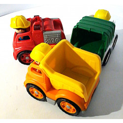 Set de 3 camions et 3 figurines - OXYBUL