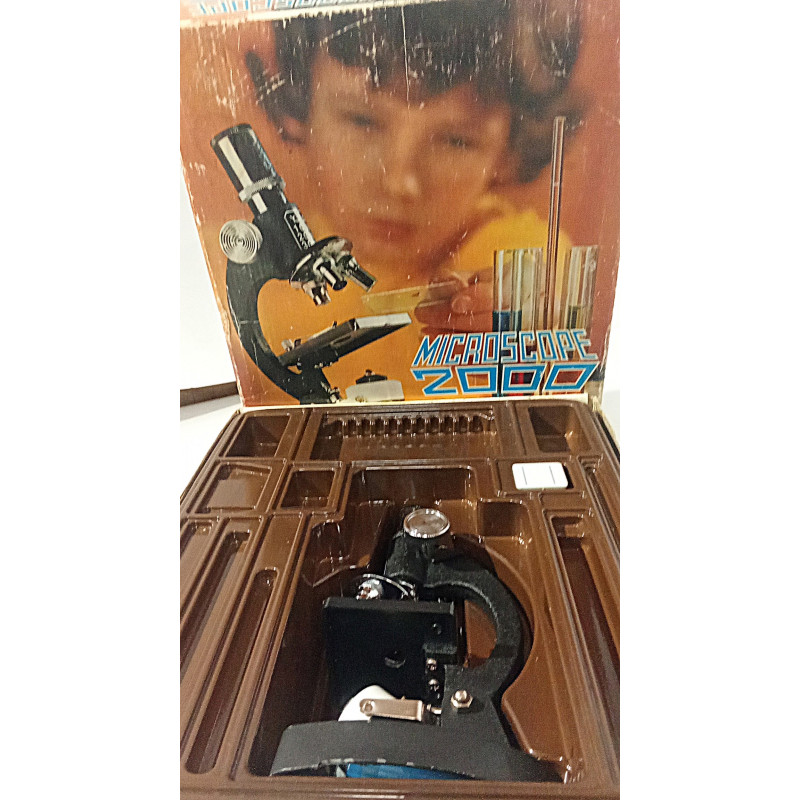 Microscope 2OOO-Ceji