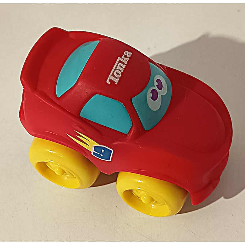Voiture de course - tonka