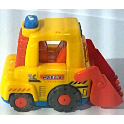 Tut tut bolide tractopelle...