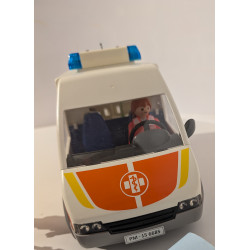 Playmobil ambulance - 6685