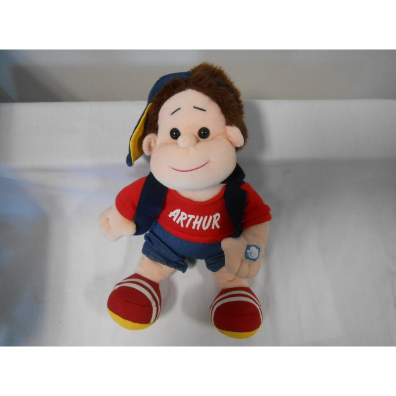 Peluche Arthur