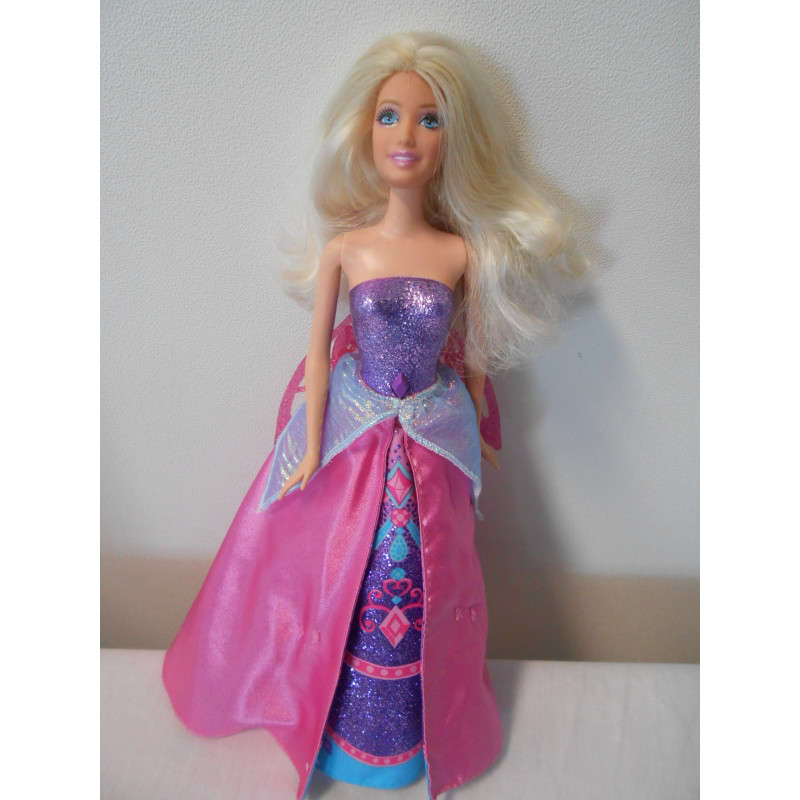 ② BARBIE Princesse aux ailes de cristal — Jouets