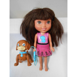Poupée Dora et son chien savant