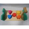 Jeu de formes en bois à taper