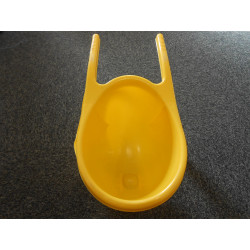 Brouette avec lot de pelles et râteaux